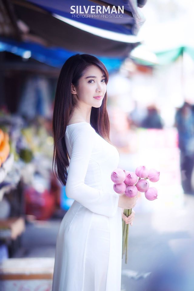与女神同行